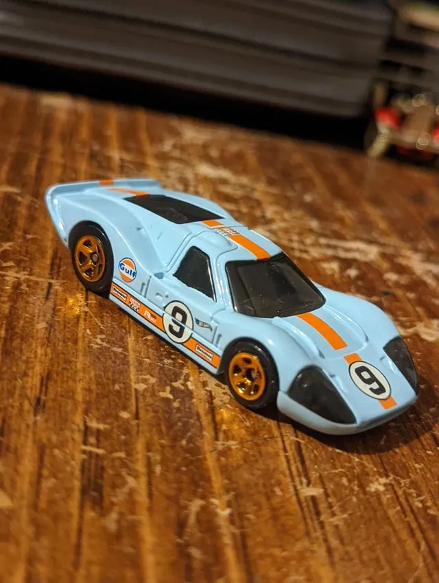 52039 ford gt40 diecast exterior