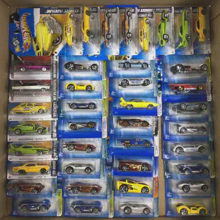 /img/52052-hot-wheels-diecast-collector-display.webp