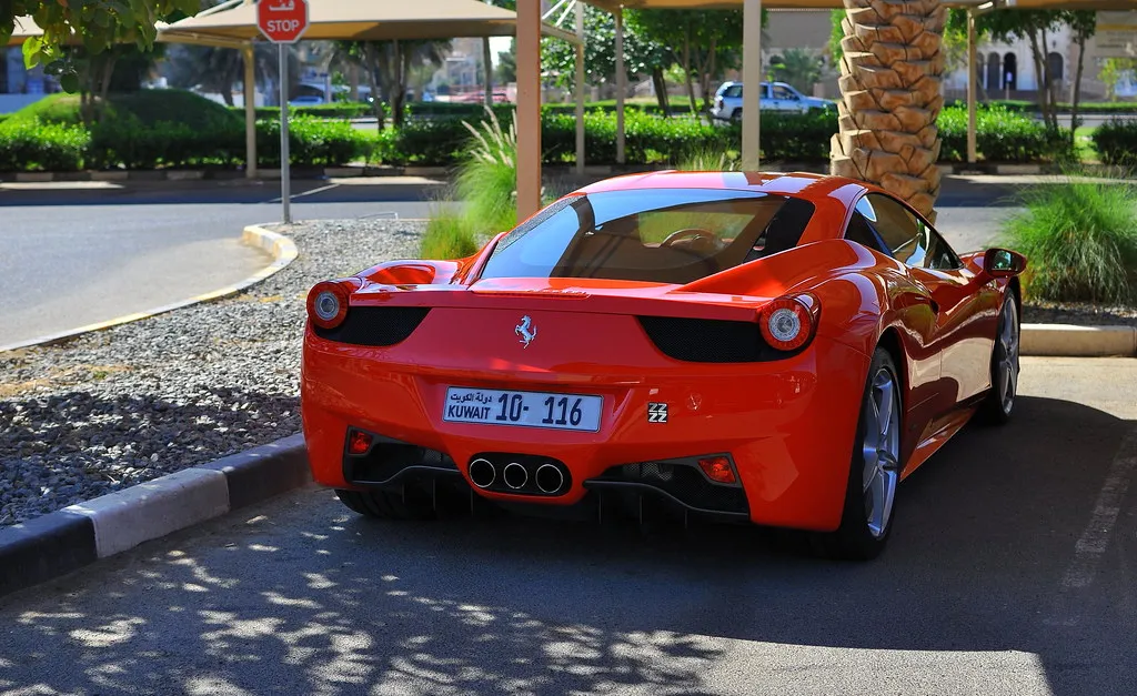 /img/52062-collecting-diecast-cars.webp