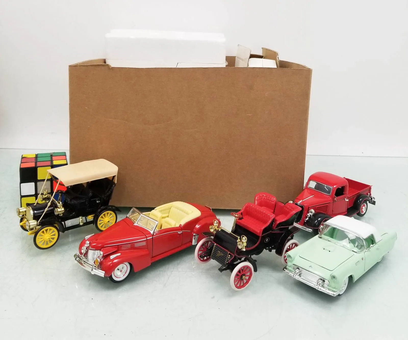 52116 vintage diecast cars collection