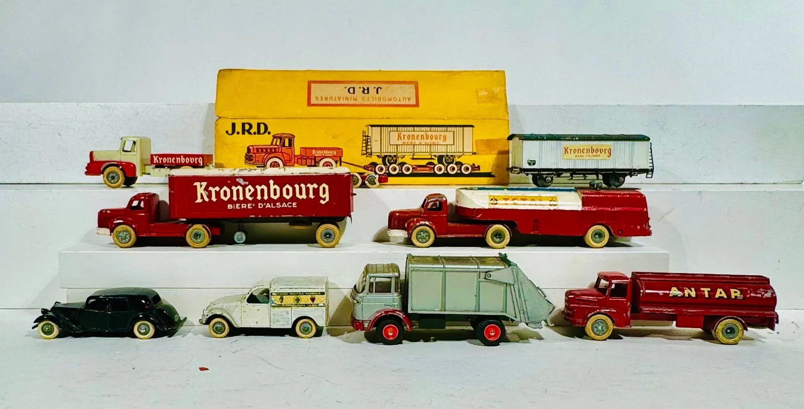 52131 miniature diecast trucks scale