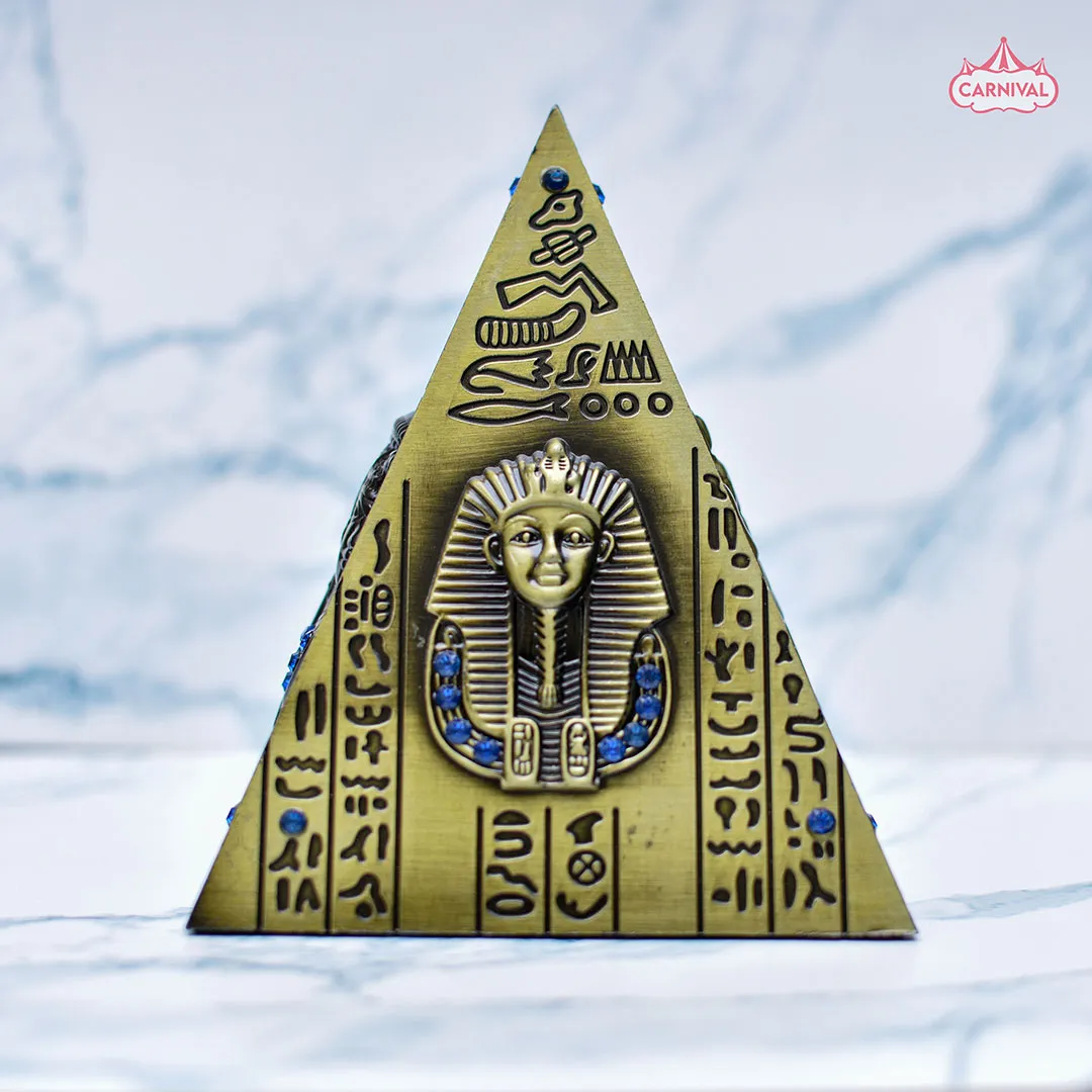 /img/52132-pyramid-diecast-collection-care.webp