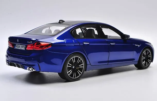 52136 bmw m5 2018 diecast model 2