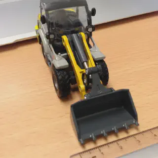 /img/52174-rc-toy-diecast-fun.webp