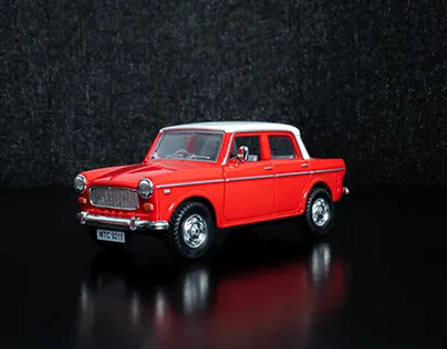 /img/52200-diecast-car-maintenance.webp