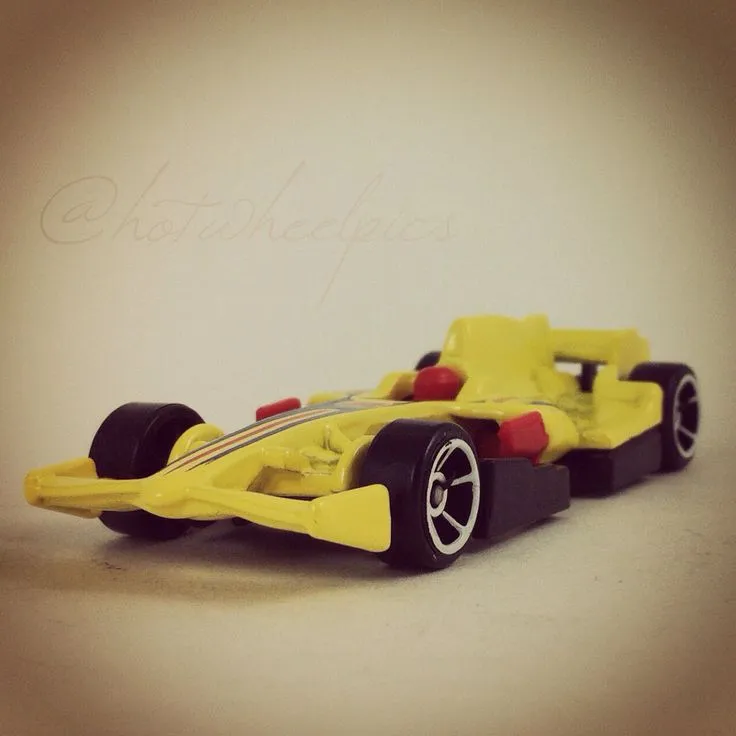 52210 hot wheels formula 1 close up