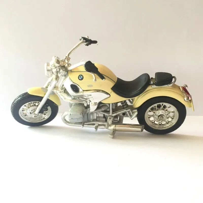 52216 bmw r1200r diecast review