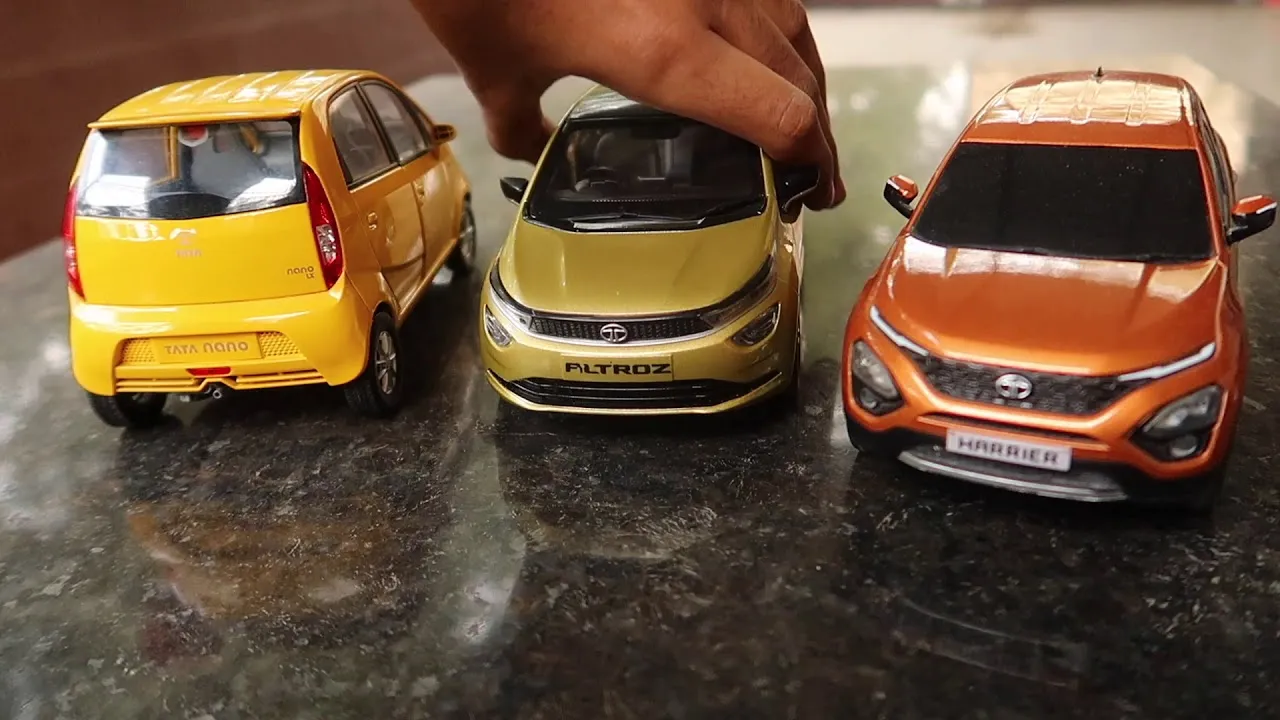 52220 altroz diecast interior