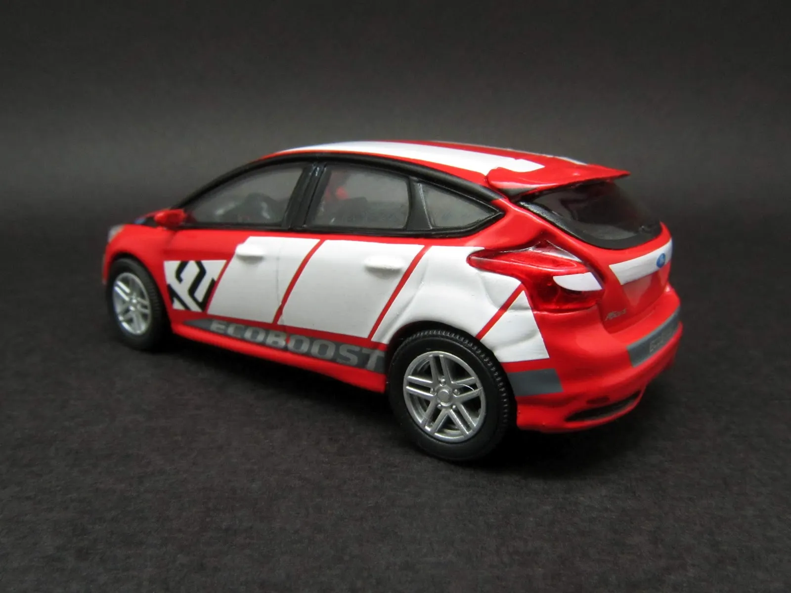 52227 ford focus hatchback diecast