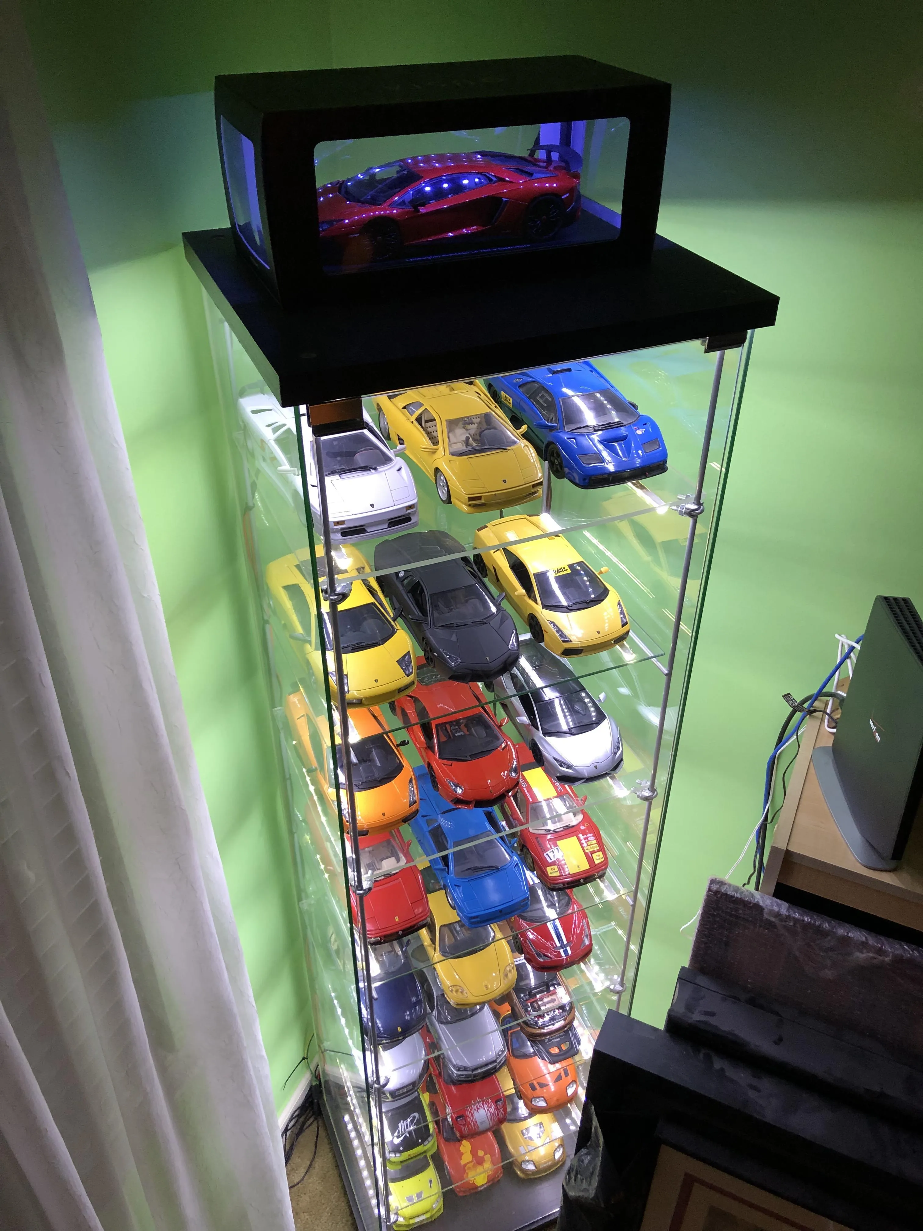 /img/52234-diecast-car-value.webp