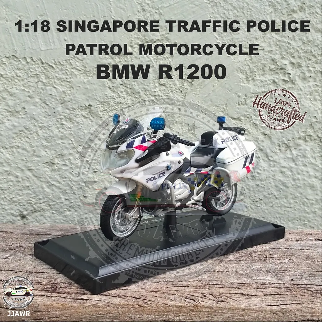 /img/52248-police-motorcycle-scale-size.webp