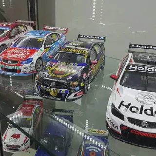 /img/52257-diecast-model-car-accessories.webp