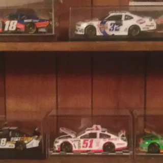 /img/52269-dogecoin-diecast-display.webp
