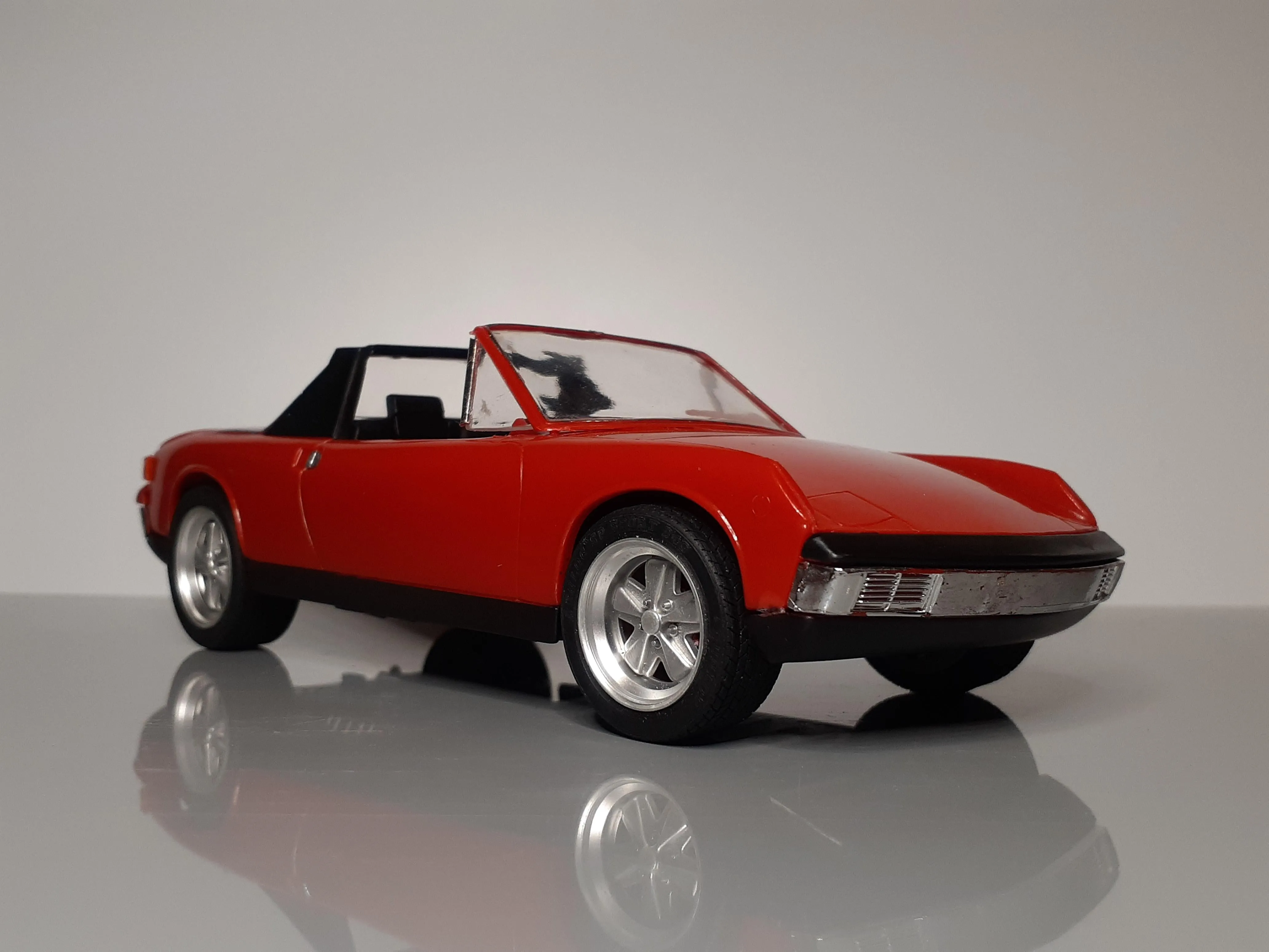 52296 porsche 914 diecast model 3