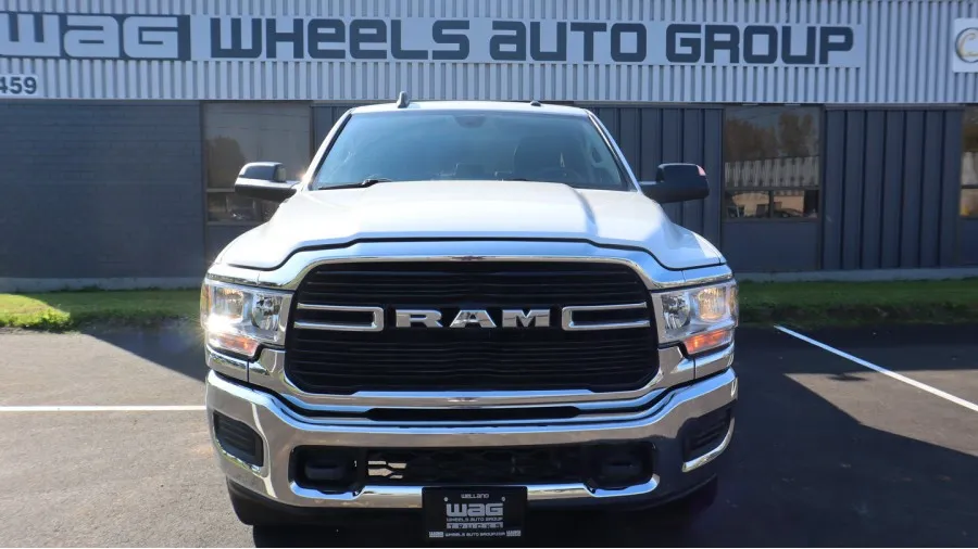 52316 2019 ram 2500 exterior details