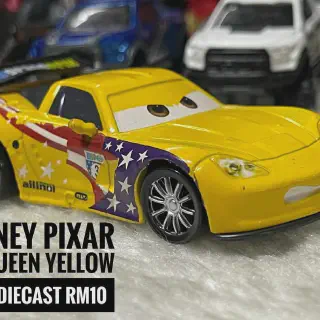 /img/52319-yellow-diecast-car-display.webp