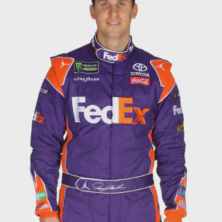 /img/52323-denny-hamlin-2019-diecast-image8.webp