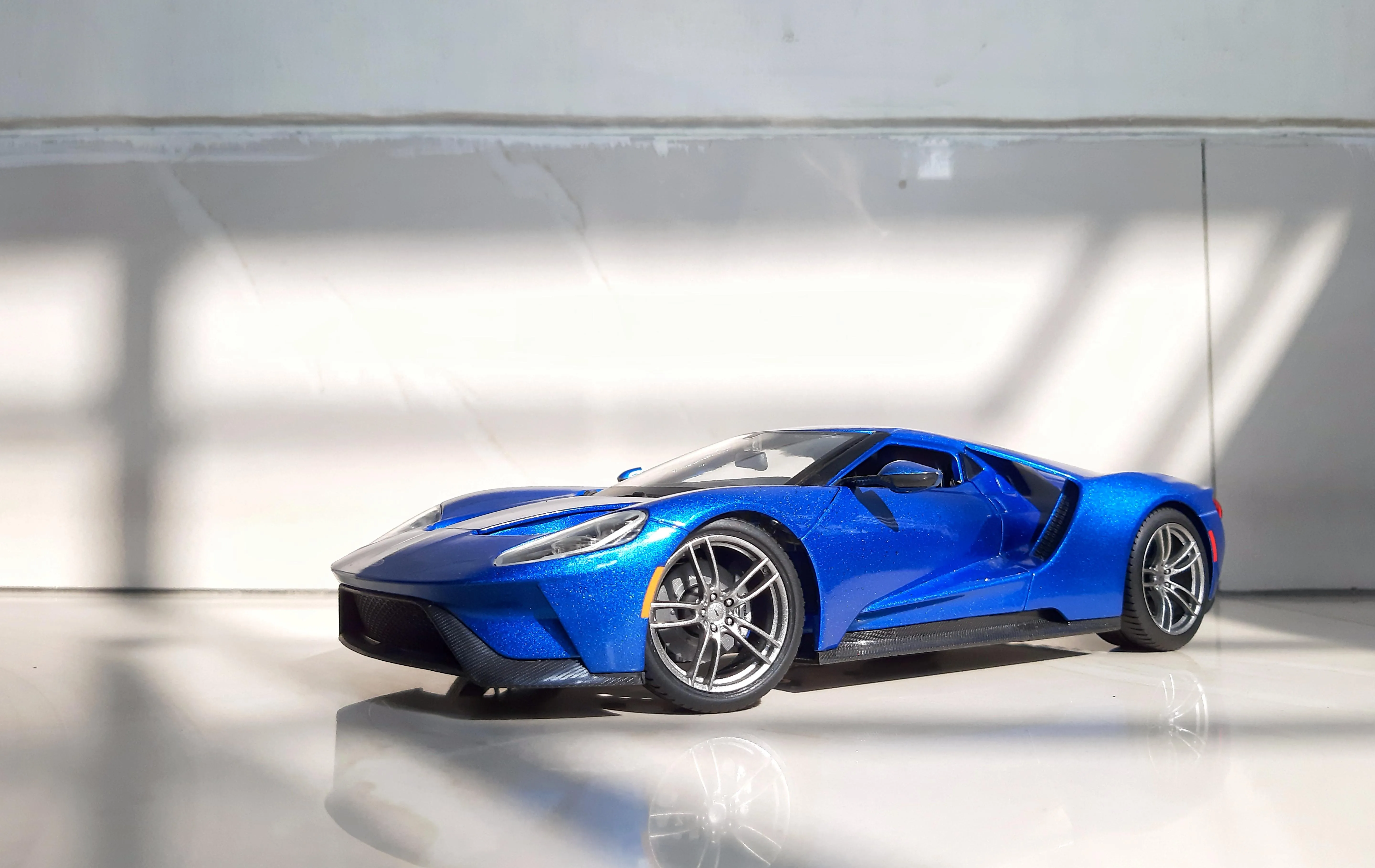 52328 shelby cobra daytona diecast