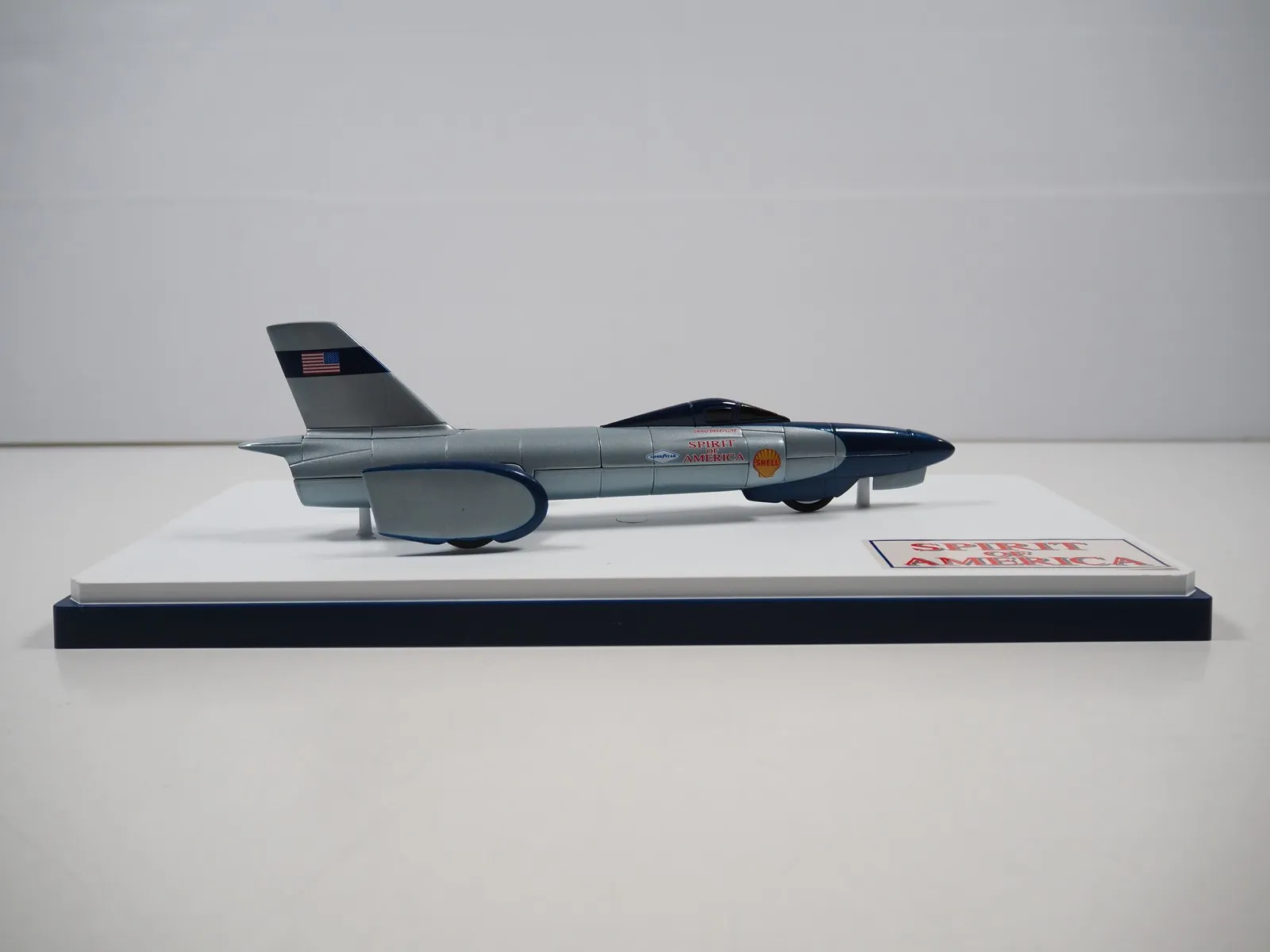 52335 diecast materials