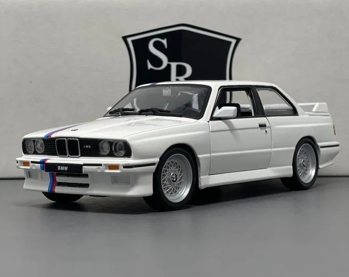 52336 bmw g30 diecast model 1