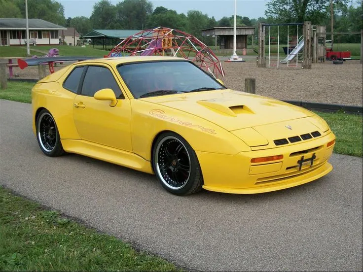 52339 porsche 924 diecast model 5