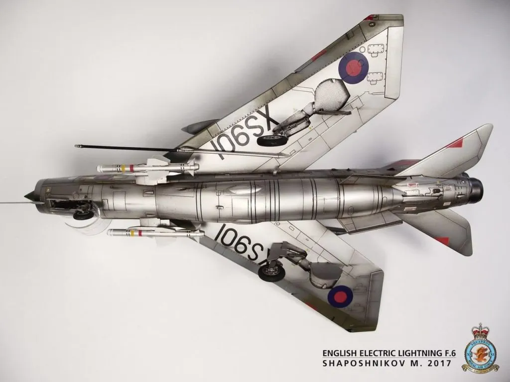 52357 english electric lightning diecast display