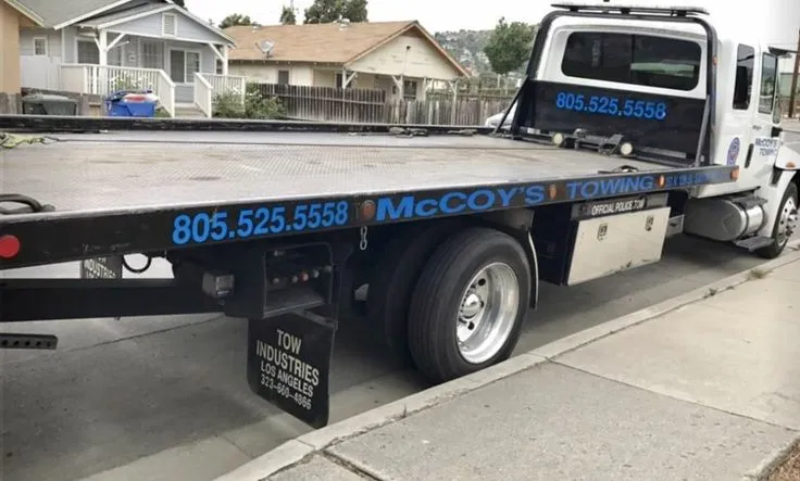 52363 functional truck tow diecast