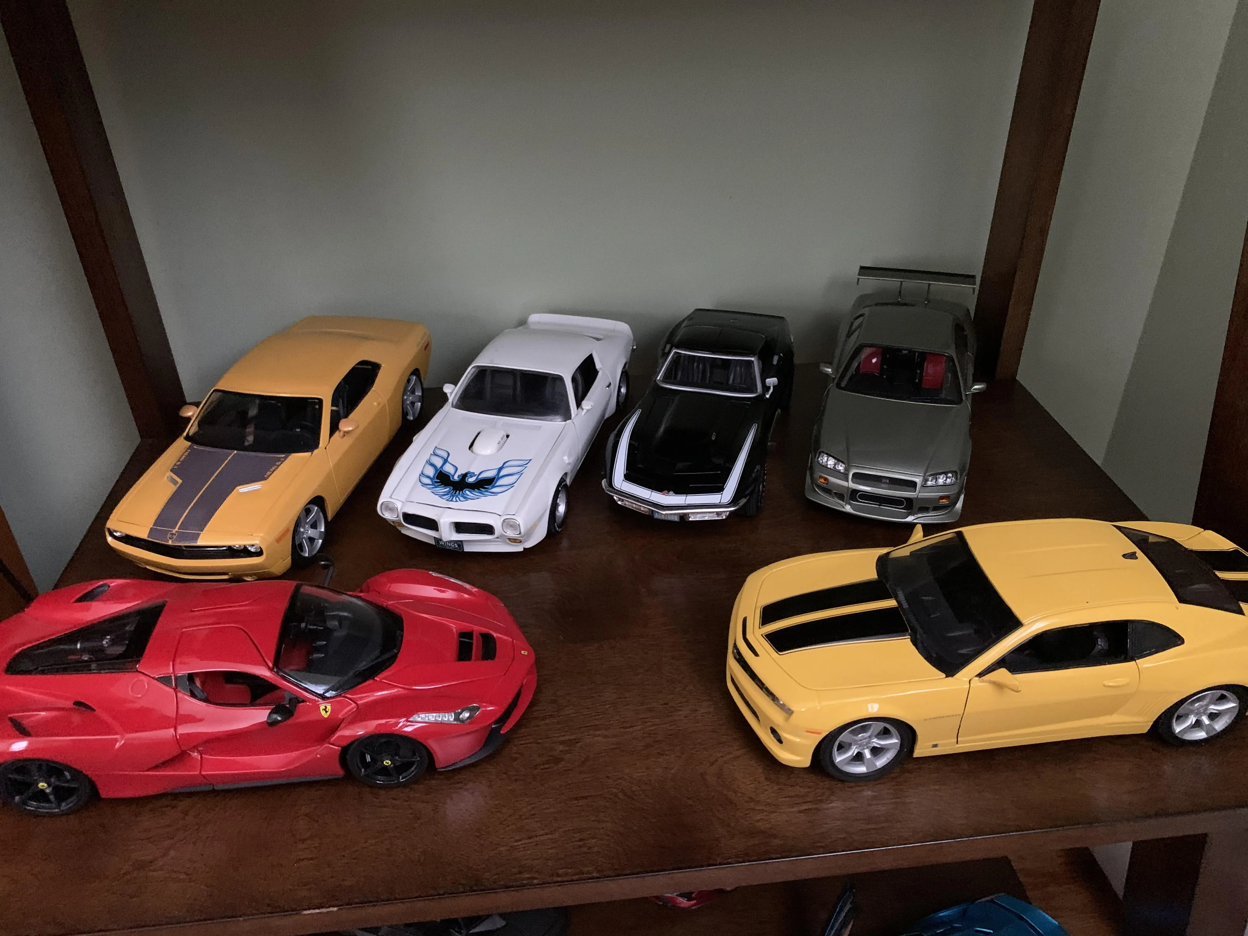 52369 diecast car display