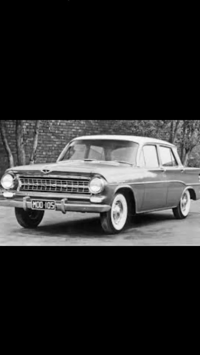/img/52373-ej-holden-marketplace.webp