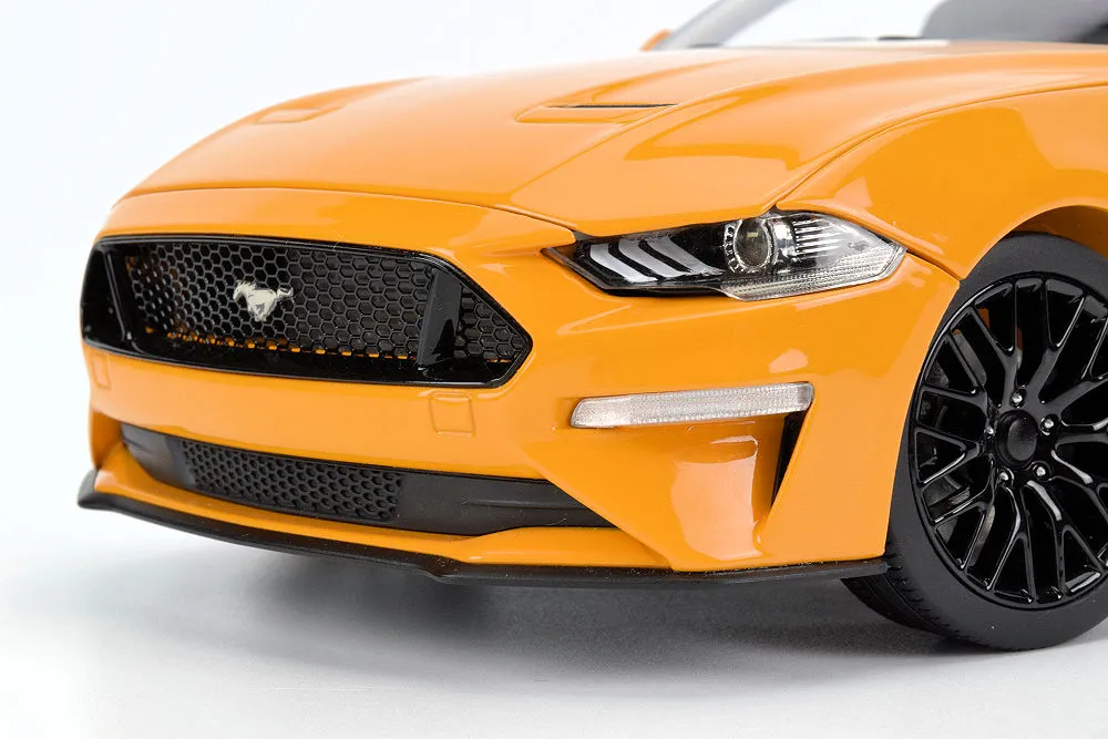 52376 diecast mustang gt display