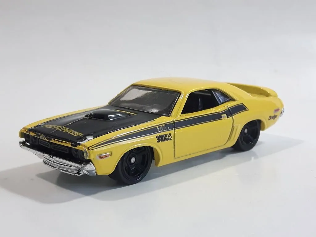 /img/52401-yellow-diecast-car-future.webp